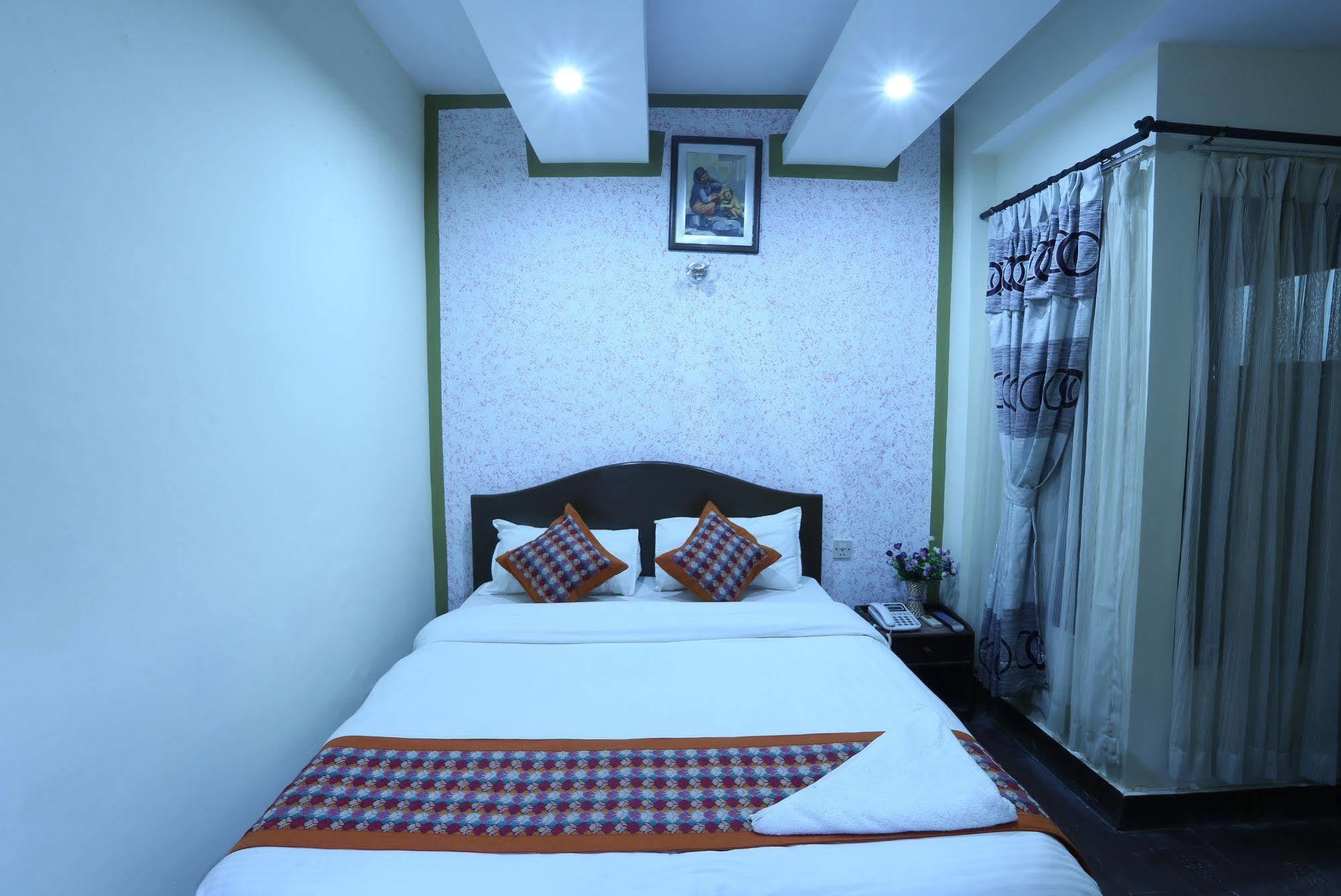Oyo 153 Aster Hotel Nepal Katmandu Eksteriør billede