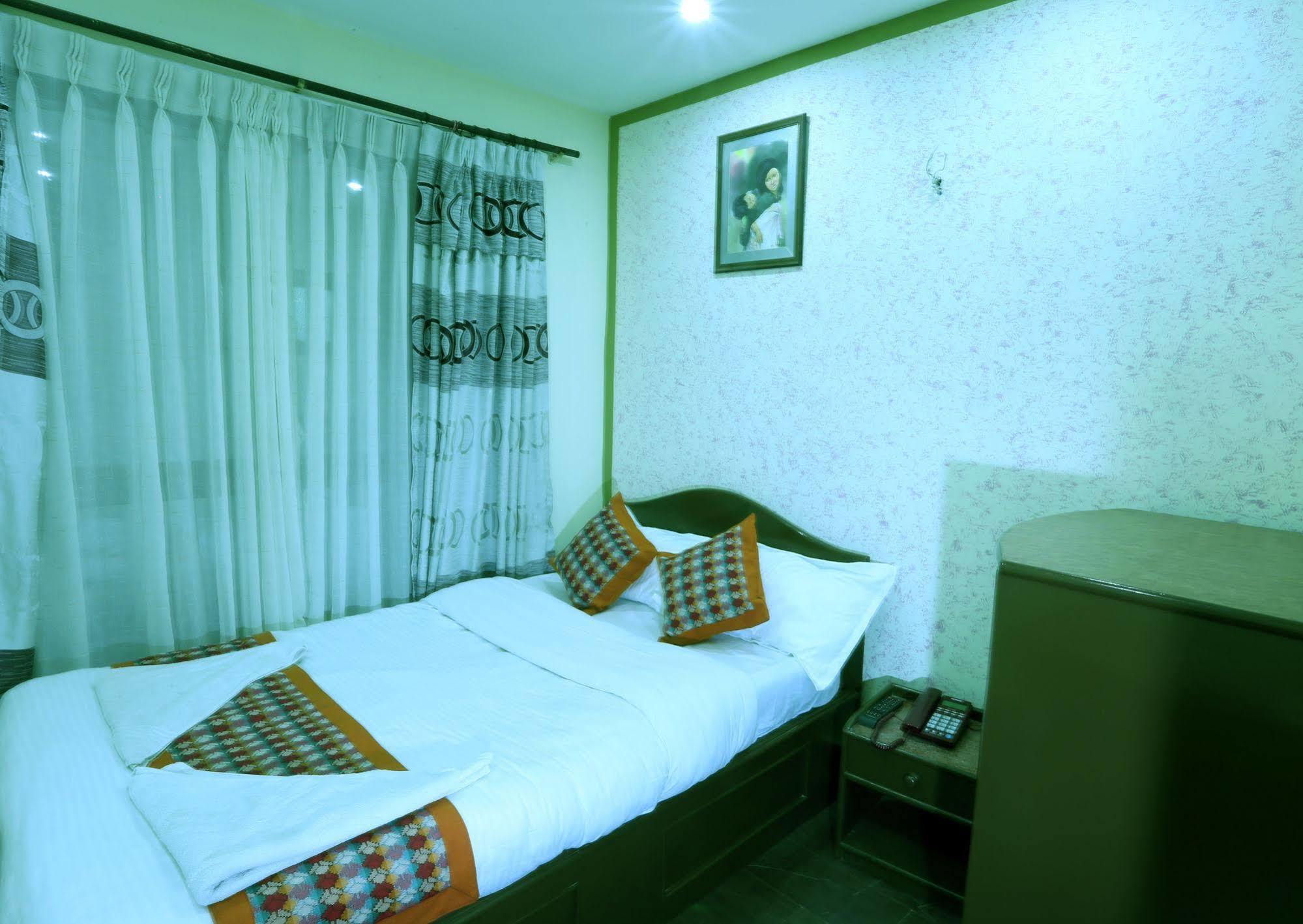 Oyo 153 Aster Hotel Nepal Katmandu Eksteriør billede